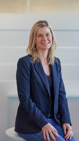 Frau Ruth Holtwick